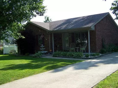 206 Burdette St, Berea, KY 40403 photo 1