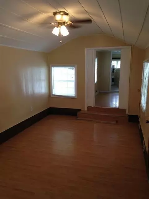 141 Center St, Morehead, KY 40351 photo 17