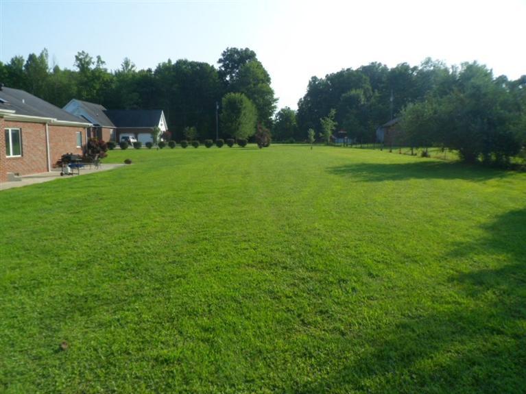 141 Stonebrook Dr, Morehead, KY 40351 photo 3