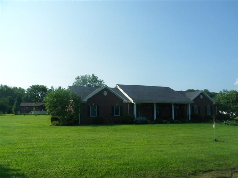 141 Stonebrook Dr, Morehead, KY 40351 photo 1