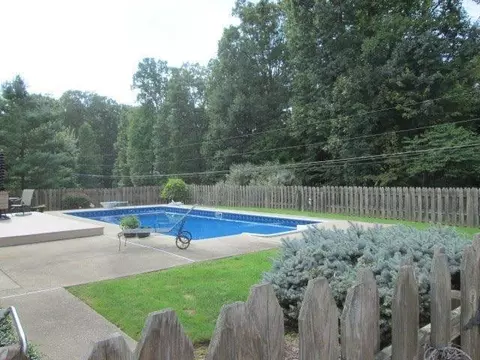 306 Burchett Blvd, Morehead, KY 40351 photo 3