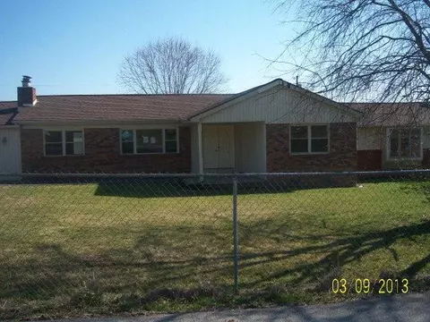 76 Pineview, Lily, KY 40740 photo 1