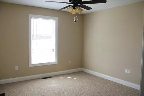 121 Bryants Trl, Berea, KY 40403 photo 8