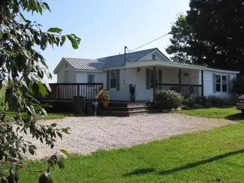 105 Calico, Berea, KY 40403 photo 1