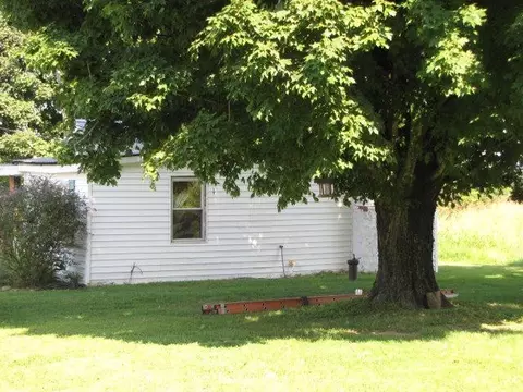 105 Calico, Berea, KY 40403 photo 6