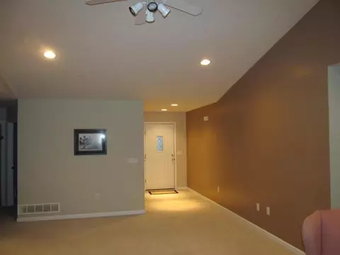 566 Ashley Ct, Berea, KY 40403 photo 5