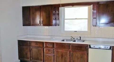 307 Jackson St, Berea, KY 40403 photo 12