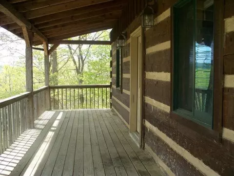 105 Shady Ln, Berea, KY 40403 photo 3