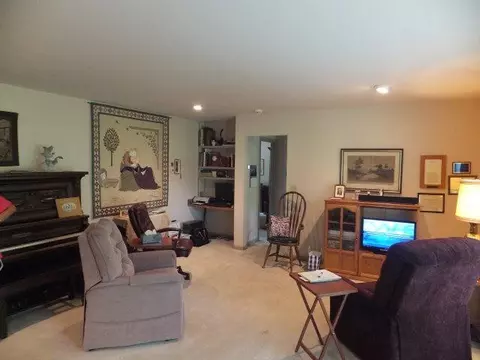 108 Harrison Ct, Berea, KY 40403 photo 5