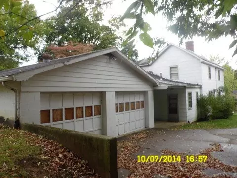 113 E Walnut St, Richmond, KY 40475 photo 4