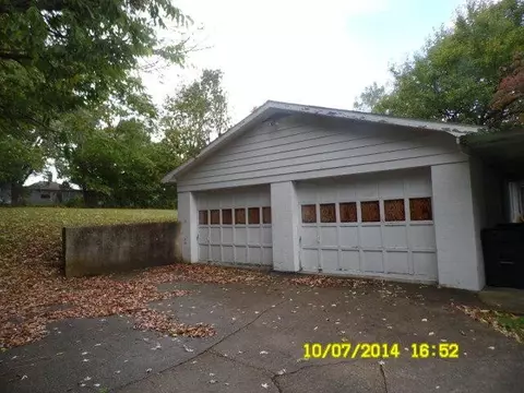 113 E Walnut St, Richmond, KY 40475 photo 2
