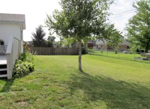406 Plumtree Dr, Berea, KY 40403 photo 2
