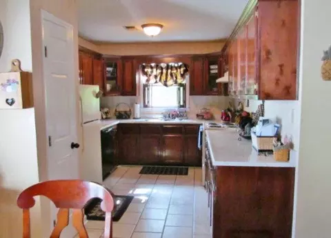 406 Plumtree Dr, Berea, KY 40403 photo 9