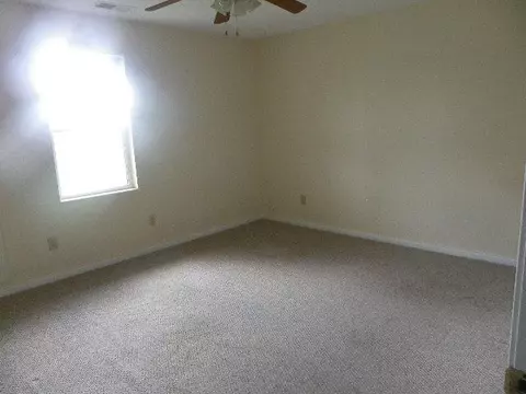 435 Lanetown Rd, Nancy, KY 42544 photo 6