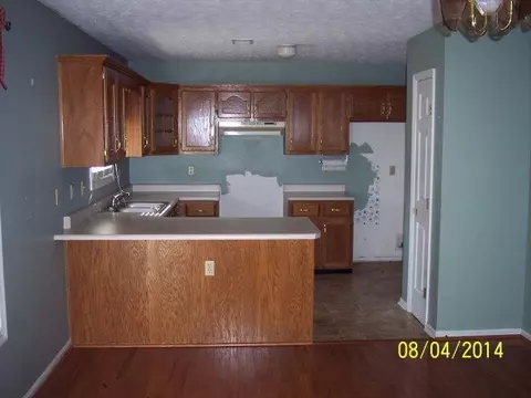 1033 Moonlight Dr, Berea, KY 40403 photo 8