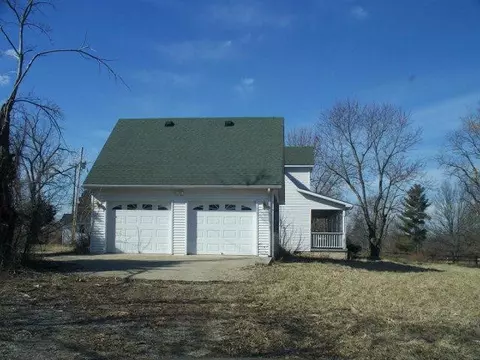 323 Harrison King, Berea, KY 40403 photo 2