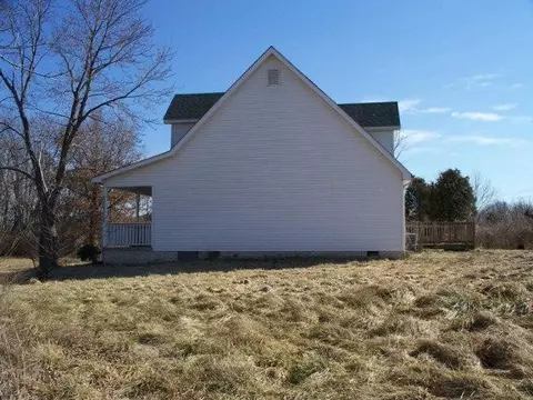 323 Harrison King, Berea, KY 40403 photo 3