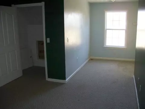 323 Harrison King, Berea, KY 40403 photo 9