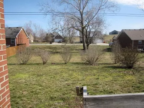 1013 Jd, Berea, KY 40403 photo 3