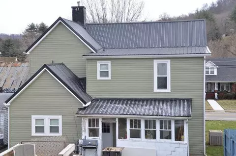 263 Main St, Irvine, KY 40336 photo 25