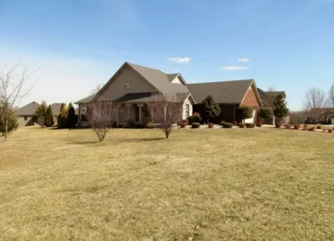 407 Koa Ct, Berea, KY 40403 photo 3