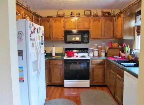 420 Meadow Dr, Berea, KY 40403 photo 7