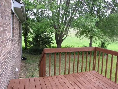 302 Terri Ave, Berea, KY 40403 photo 14