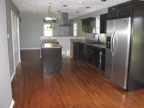 302 Terri Ave, Berea, KY 40403 photo 4