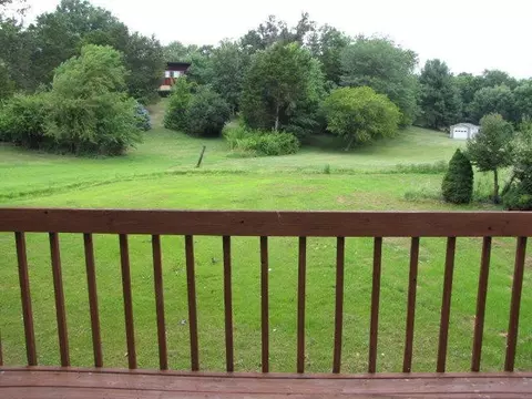 302 Terri Ave, Berea, KY 40403 photo 3