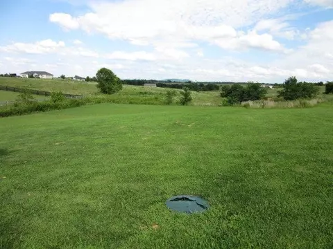 137 Crossing View Dr, Berea, KY 40403 photo 5