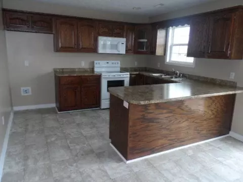 100 Pine Grv, Richmond, KY 40475 photo 11