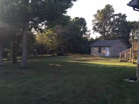 49 Bratcher Ln, Berea, KY 40403 photo 3