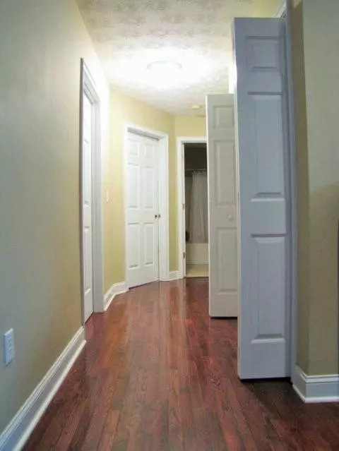 320 General Smith Dr, Richmond, KY 40475 photo 3