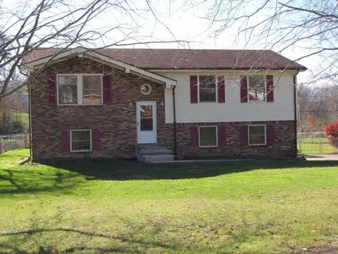 81 Baker Ct, Berea, KY 40403 photo 1
