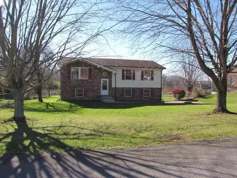 81 Baker Ct, Berea, KY 40403 photo 8