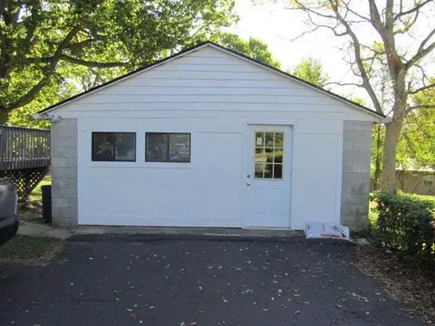 328 Estill St, Berea, KY 40403 photo 3