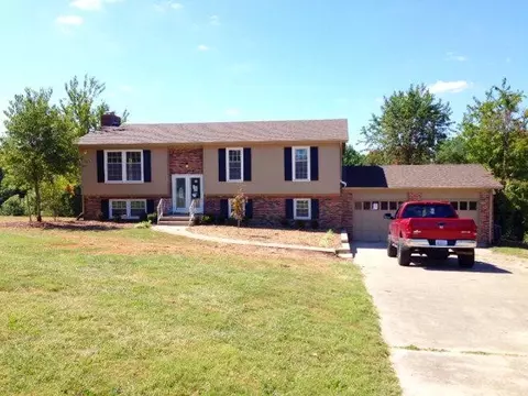 124 Barberry Ln, Berea, KY 40403 photo 2