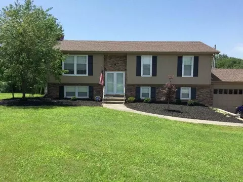 124 Barberry Ln, Berea, KY 40403 photo 1