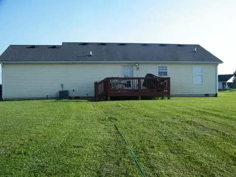 209 Andover Dr, Berea, KY 40403 photo 4
