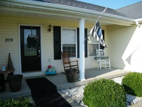 209 Andover Dr, Berea, KY 40403 photo 9