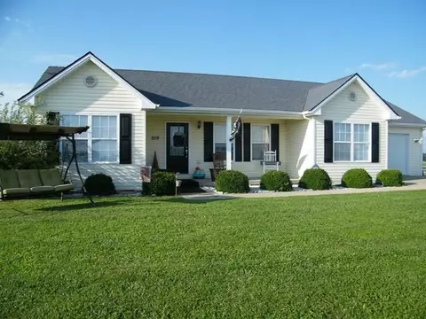 209 Andover Dr, Berea, KY 40403 photo 1