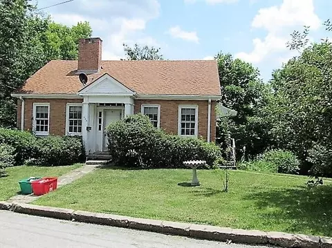 408 Jackson St, Berea, KY 40403 photo 1