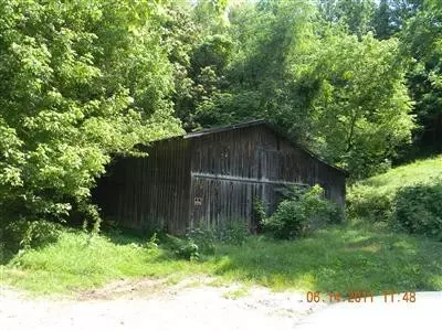 612 New Found Rd, Oneida, KY 40972 photo 3