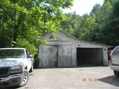 612 New Found Rd, Oneida, KY 40972 photo 5