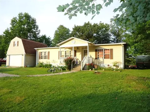 627 Level Green Rd, Corbin, KY 40701 photo 1