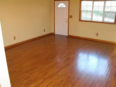 122 Earls Ave, Corbin, KY 40701 photo 3