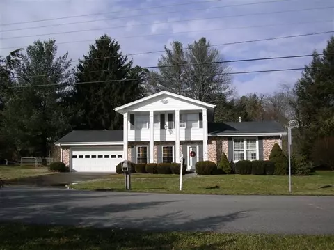 1306 Maple Ln, Corbin, KY 40701 photo 1