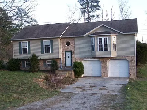 81 Brelance Dr, Corbin, KY 40701 photo 2