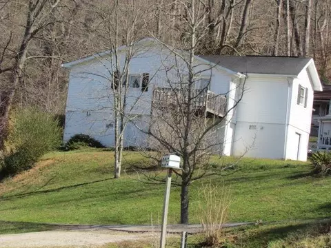 225 Third St, Manchester, KY 40962 photo 28