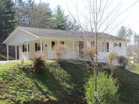 225 Third St, Manchester, KY 40962 photo 34